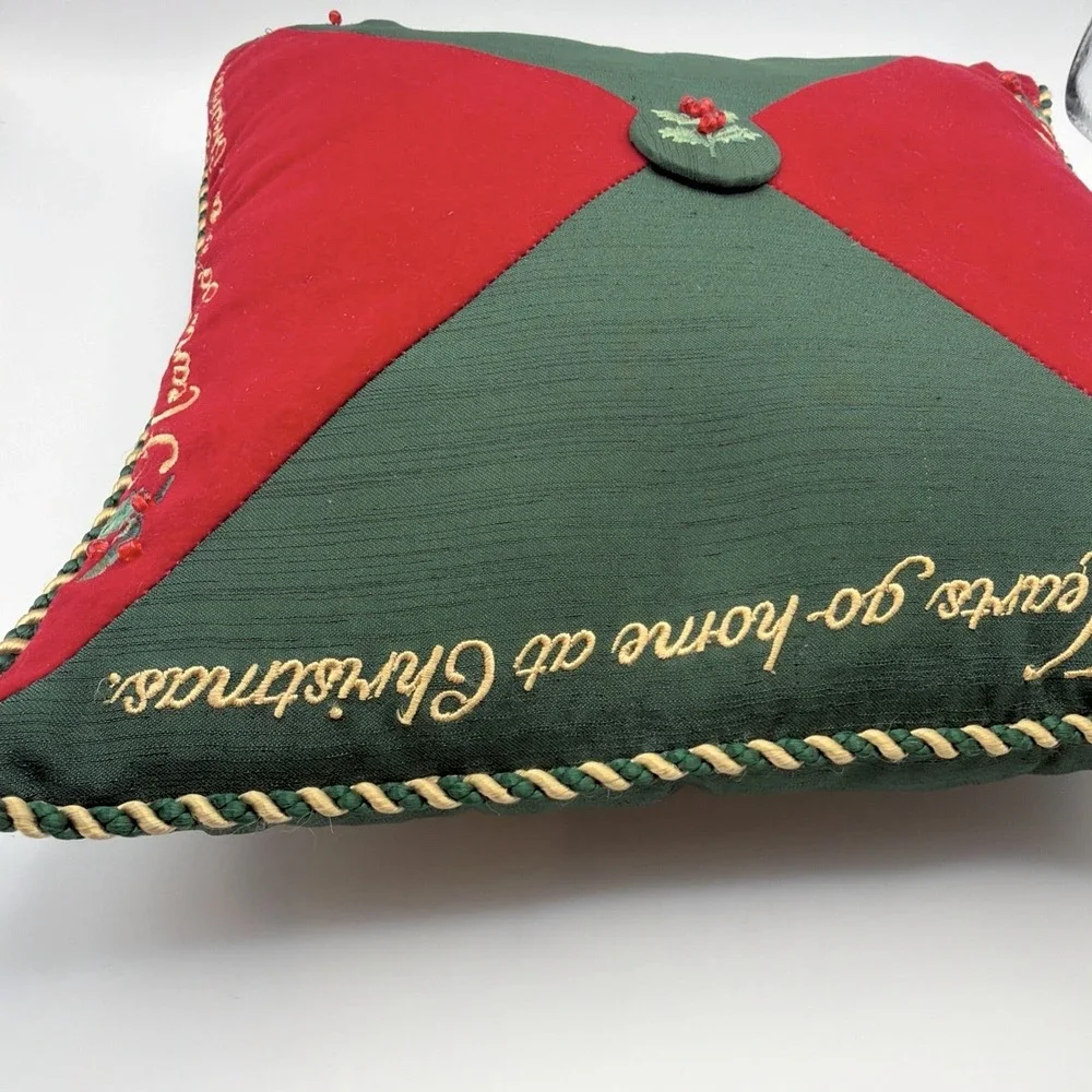 Merry Christmas Throw Pillow Hearts Go Home Embroidered Velvet Beaded 11x11